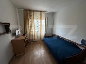 Apartament de 3 camere, decomandat, etaj 1, Nicolina 2 - imagine 5