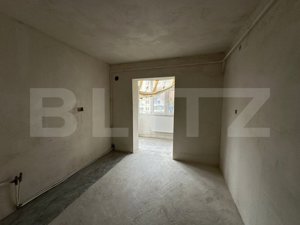 Apartament de 3 camere, decomandat, etaj 1, Nicolina 2 - imagine 9