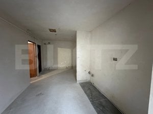 Apartament de 3 camere, decomandat, etaj 1, Nicolina 2 - imagine 3