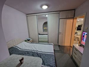 Apartament 3 camere etaj 1  - imagine 4