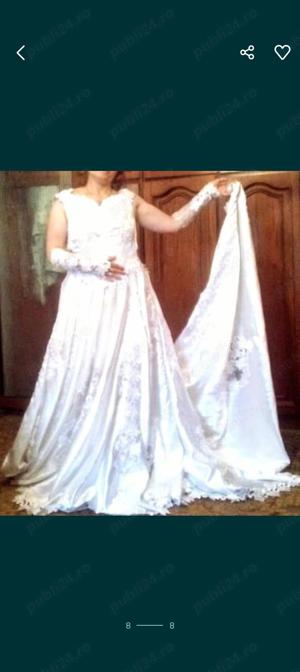 Rochie de mireasa foarte frumoasa 600 lei