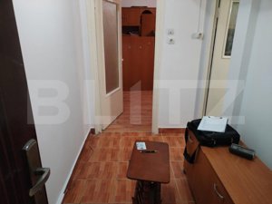 Apartament de vanzare, 2 camere, zona Micro 14 - imagine 4