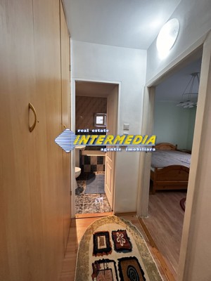 Inchiriere Apartament 2 camere CETATE PIATA cu Bucatarie mare si balcon finisat mobilat complet Alba - imagine 18