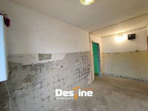 Apartament 2 camere semidecomandat 43 MP DE RENOVAT - Păcurari poștă - imagine 9