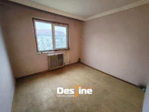 Apartament 2 camere semidecomandat 43 MP DE RENOVAT - Păcurari poștă - imagine 4