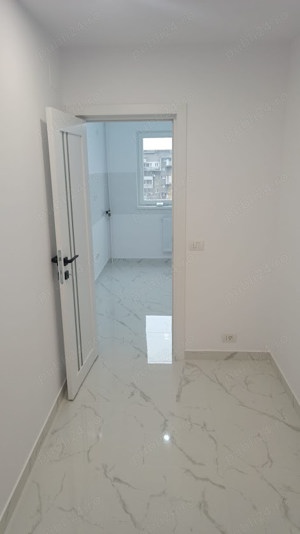 Vand Apartament 2 camere, RENOVAT, Drumul Taberei - imagine 3