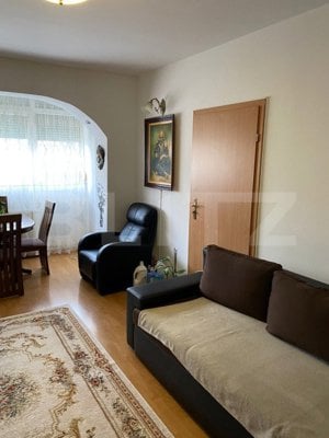 Apartament 3 camere, deomandate, 65 mp, în zona Narcisa - imagine 2