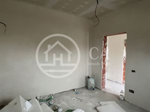 Casa pe nivel cu 4 camere de vanzare in Cihei, Bihor - imagine 7