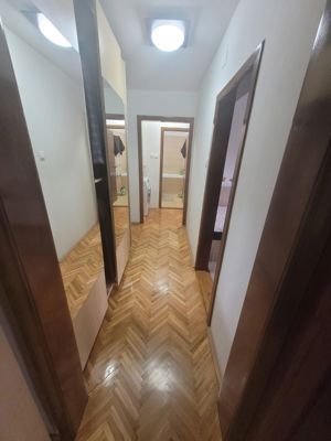 Apartament 4 camere, Bucovina - imagine 4