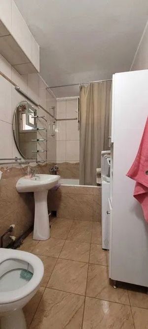 Tudor - Inchiriere apartament 3 camere - Str. Moldovei - imagine 7