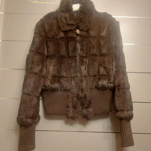 Geaca scurta din blana naturala, marime S, culoare maro, eleganta