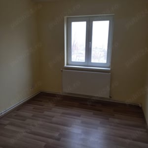 Vand apartament cu 2 camere, in Deva, jud. HD, aleea Jiului  - imagine 2