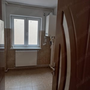 Vand apartament cu 2 camere, in Deva, jud. HD, aleea Jiului  - imagine 4