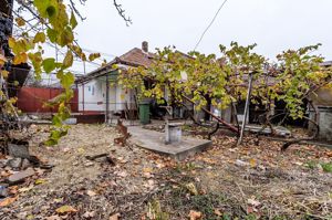 Casă cu 2 camere, teren, garaj în Bujac / Necesită renovare - imagine 6