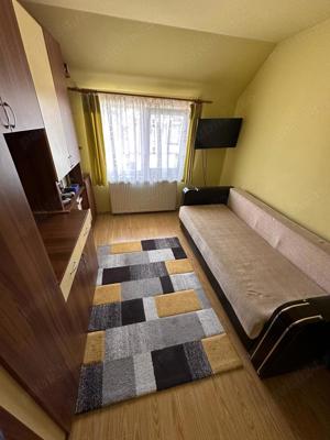 Apartament cu doua camere plus living generos , zona Bradet  - imagine 7