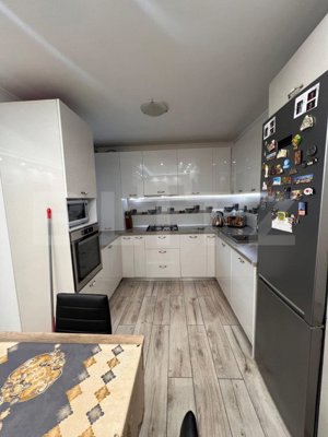 Oportunitate! Apartament modern, 3 camere, 2 bai, bloc nou, Zona Subcetate! - imagine 3