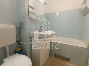 Apartament 2 camere, decomandat, necesita renovare, zona Dambovita. - imagine 4