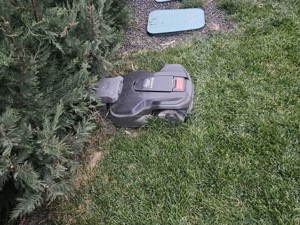 Vand robot de tuns iarba Husqvarna Automower 310 - imagine 3