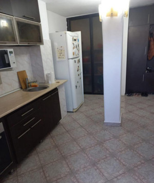 Poarta 6, apartament 3 camere, mobilat/utilat - imagine 2