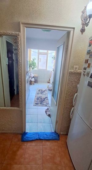 Apartament cu 3 camere, etaj intermediar - Micro 17 - imagine 7