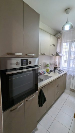 Apartament 3 camere, 54 mp, balcon, zona Alexandru cel Bun - imagine 7