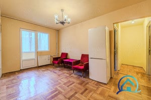 Apartament 3 camere Arad zona Vlaicu etaj 2