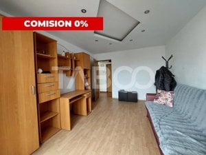 Apartament 53 mp 3 camere decomandate etaj 3 zona Stejarului Cisnadie