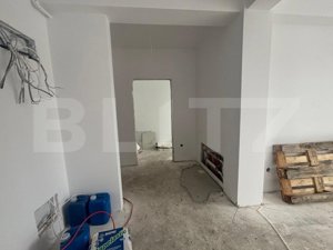 Apartament Bloc Nou zona Zavoaie - imagine 2