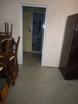 Vând URGENT apartament 3 cam Q, etaj 2 pe str. Galileo Galilei imediat ocupabil