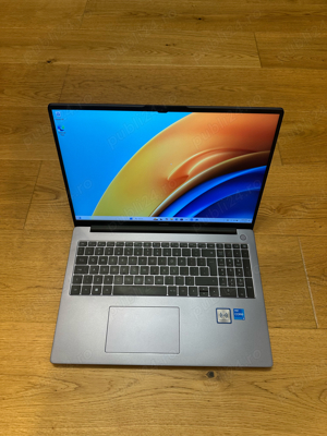 Laptop HUAWEI MateBook D16 i5-12450H   16 GB   512 GB garantie 02.2025 - imagine 5