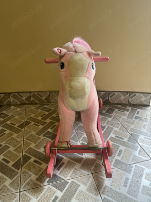 Vand calut de jucarie