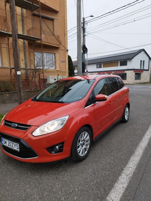 Ford Grand C-Max An 2012 Automată 