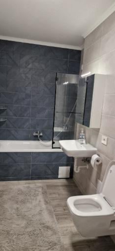 Apartament cu o camera, prima inchiriere, Coresi - imagine 6