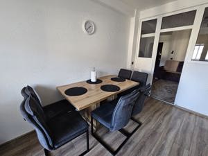 Vand apartament cu 2 camere, zona Terra - imagine 9