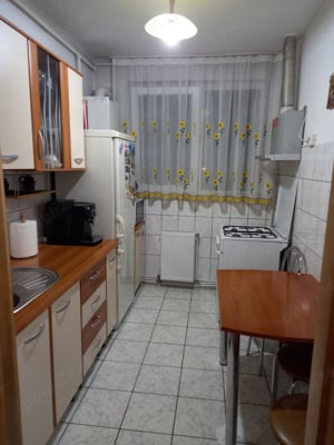 vand apartament 2 camere