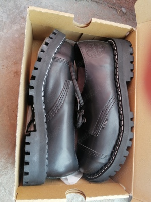 Pantofi de iarna NOI nr.40 unicat Anglia (4 poze) NEGOCIABIL