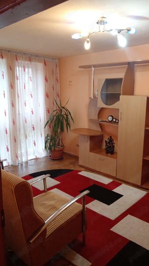 Particular vind apartament 2 camere  - imagine 3