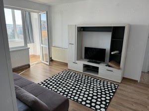 Particular inchiriez apartament cu 2 camere Centrul Civic Garii