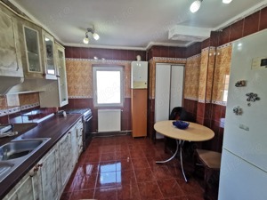 Închiriez apartament cu 3 camere în zona autogară fany  - imagine 3