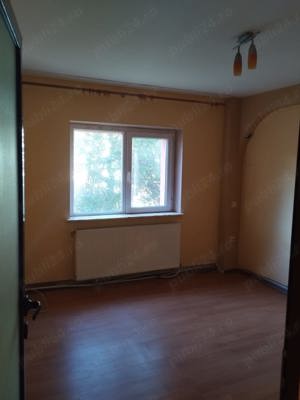 Apartament de vanzare , Fratii Golesti  - imagine 3