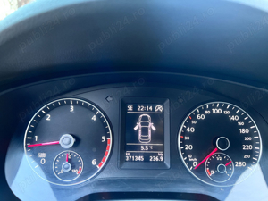 VW Jetta, 2012 1,6 tdi, full istoric reprezentanta+facturi - imagine 2