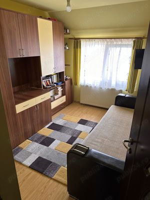 Apartament cu doua camere plus living generos , zona Bradet  - imagine 15