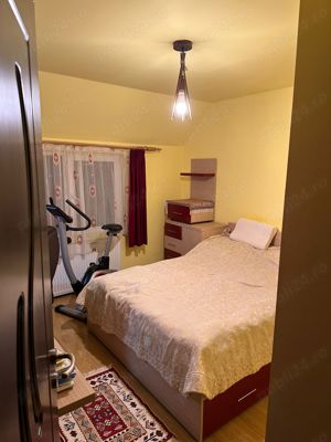 Apartament cu doua camere plus living generos , zona Bradet  - imagine 16