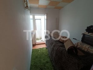 Apartament decomandat 2 camere 49 mp utili balcon Kogalniceanu Sebes - imagine 2