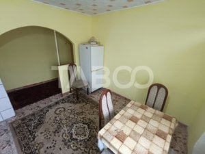 Apartament decomandat 2 camere 49 mp utili balcon Kogalniceanu Sebes - imagine 5