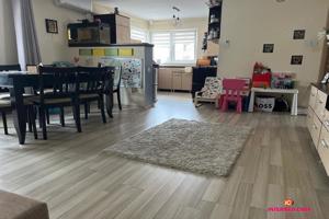 Apartament 3 camere zona Selimbar (Brana) - imagine 2