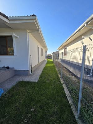 1 2 Duplex de Vânzare într-o Locație Excelentă! - imagine 11