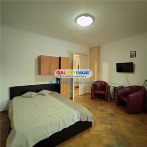 De inchiriat-GARSONIERA-ultracentral, in vila-Piata Romana ASE 350 eur