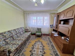 Apartament 2 camere semidecomandat zona Orizont - imagine 2