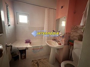 Apartament 3 camere decomandat de vanzare Alba Iulia zona Cetate - imagine 11